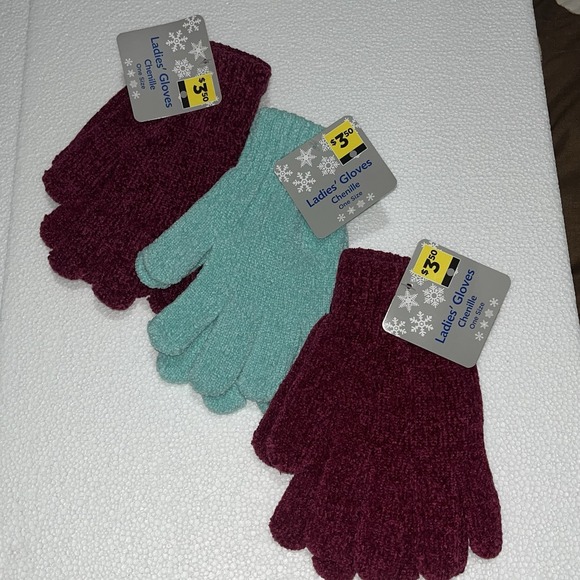 Old East Main Co Accessories - 3 Pair Ladies Chenille Stretch Gloves - 2 Colors - One Size Maroon & Mint Green